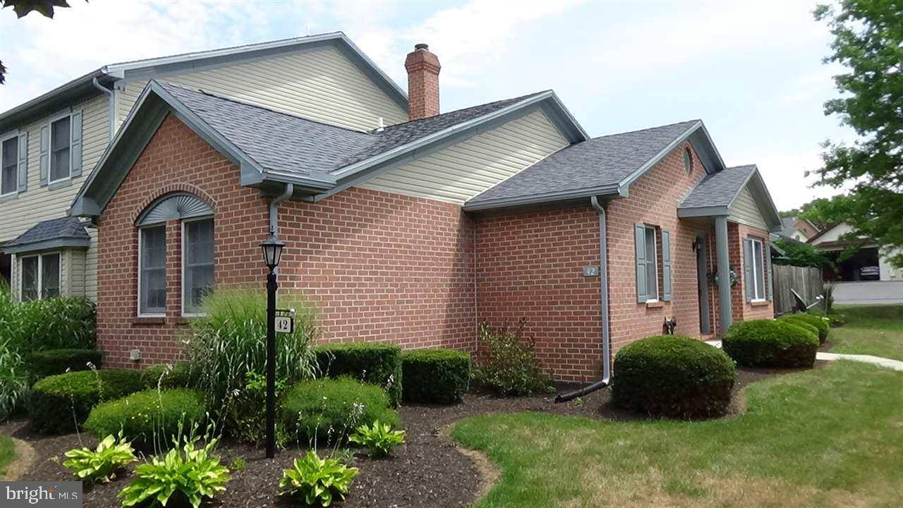 Carlisle, PA 17013,42 STRAYER DR