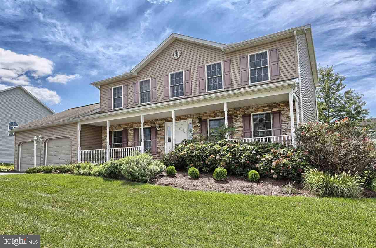 Mechanicsburg, PA 17055,2195 CANTERBURY DR