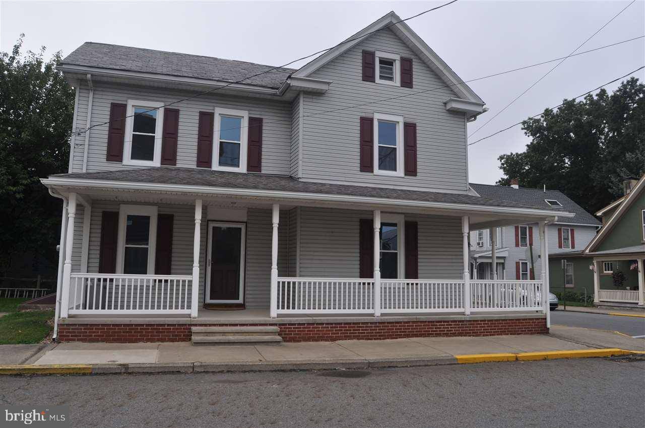 Millersburg, PA 17061,403 NORTH ST