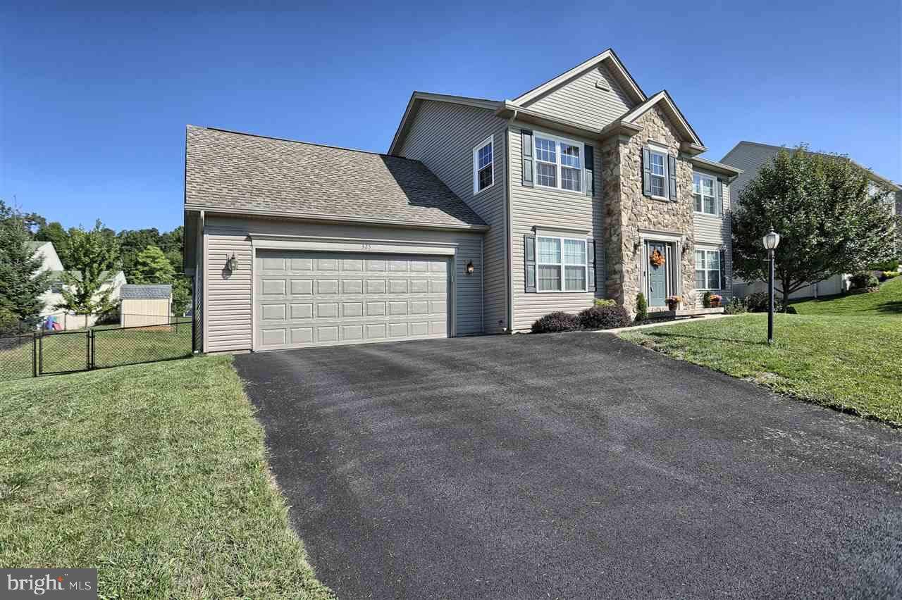 Etters, PA 17319,325 BRADDOCK DR