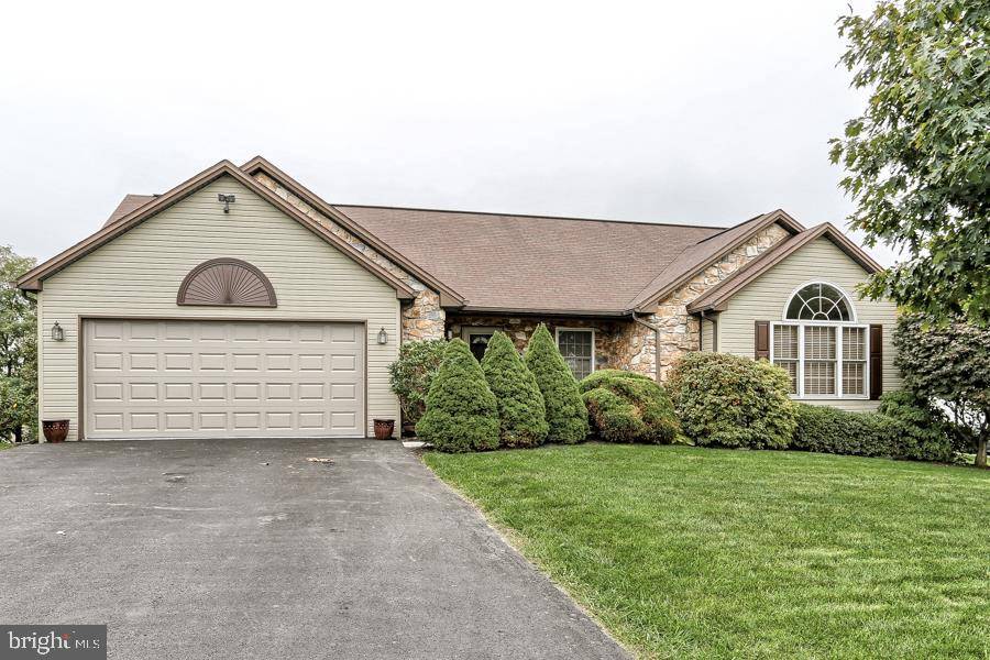 Harrisburg, PA 17110,1809 PEBBLE CT