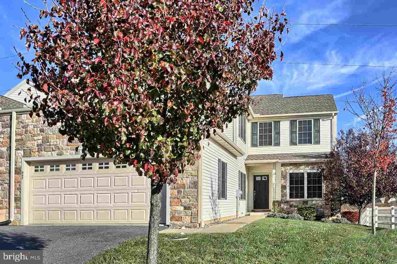 Hummelstown, PA 17036,862 FAWN LN