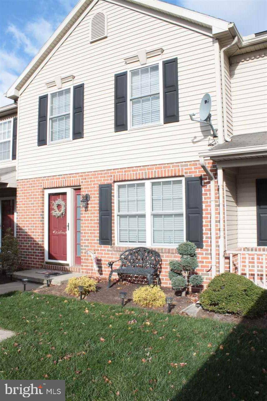 Annville, PA 17003,104 SPRUCE CT