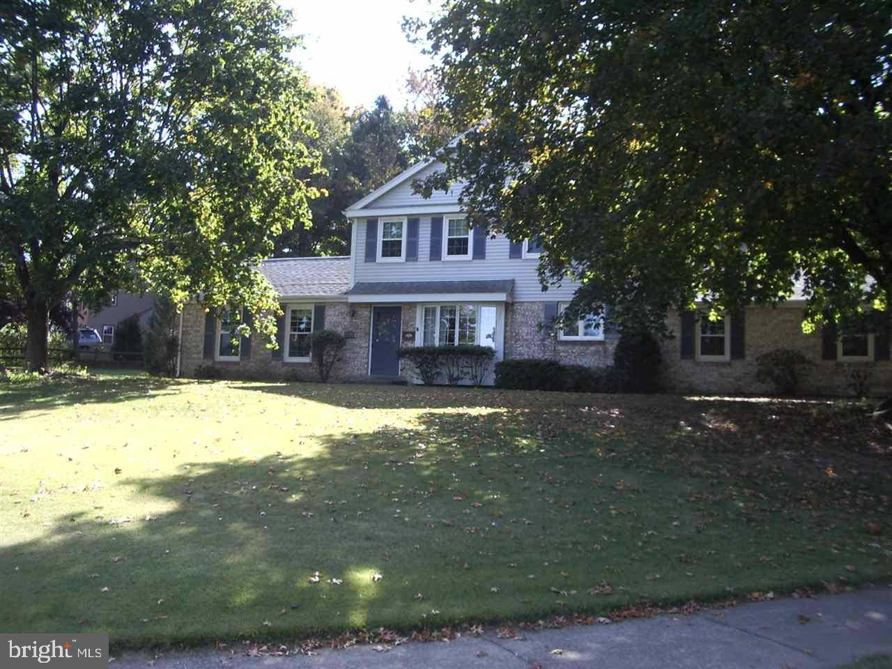 Harrisburg, PA 17111,4821 SPRINGTOP DR