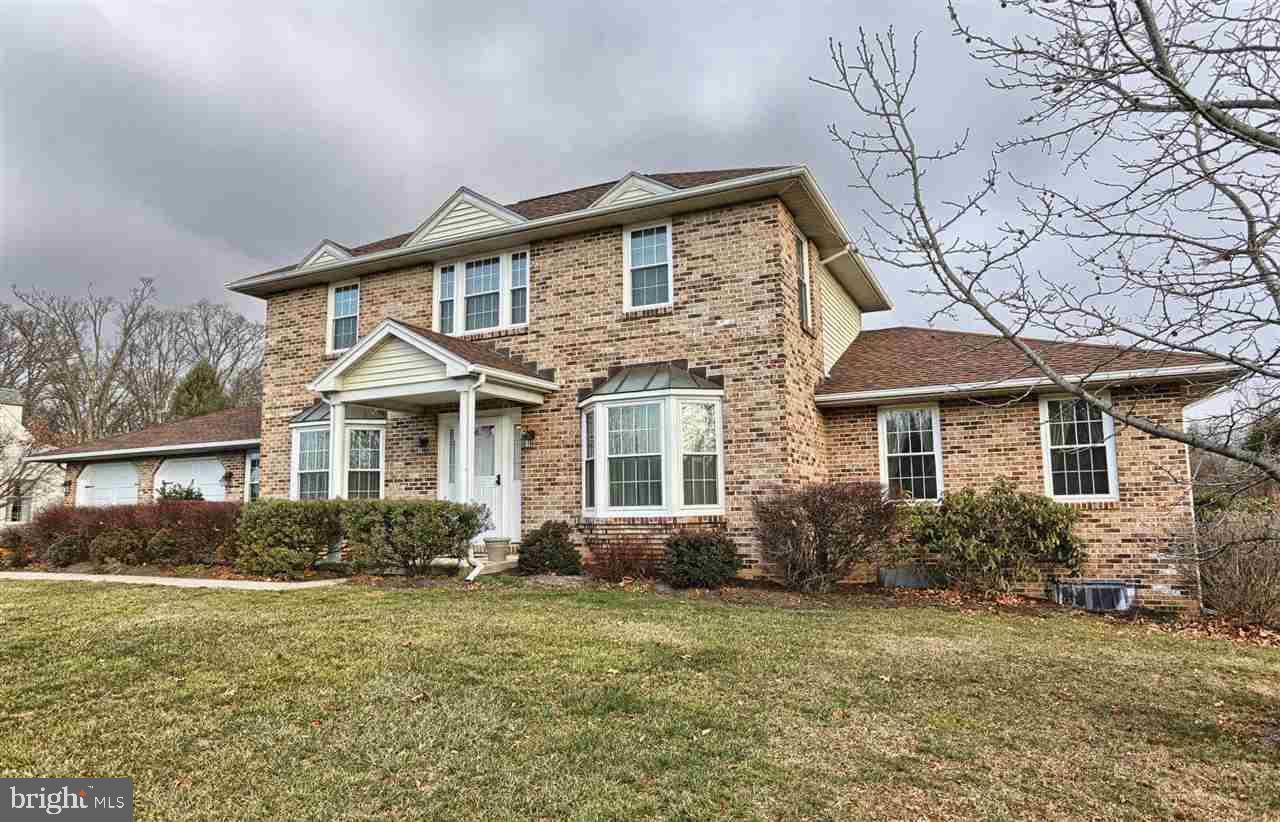 Carlisle, PA 17013,7 STRAYER DR