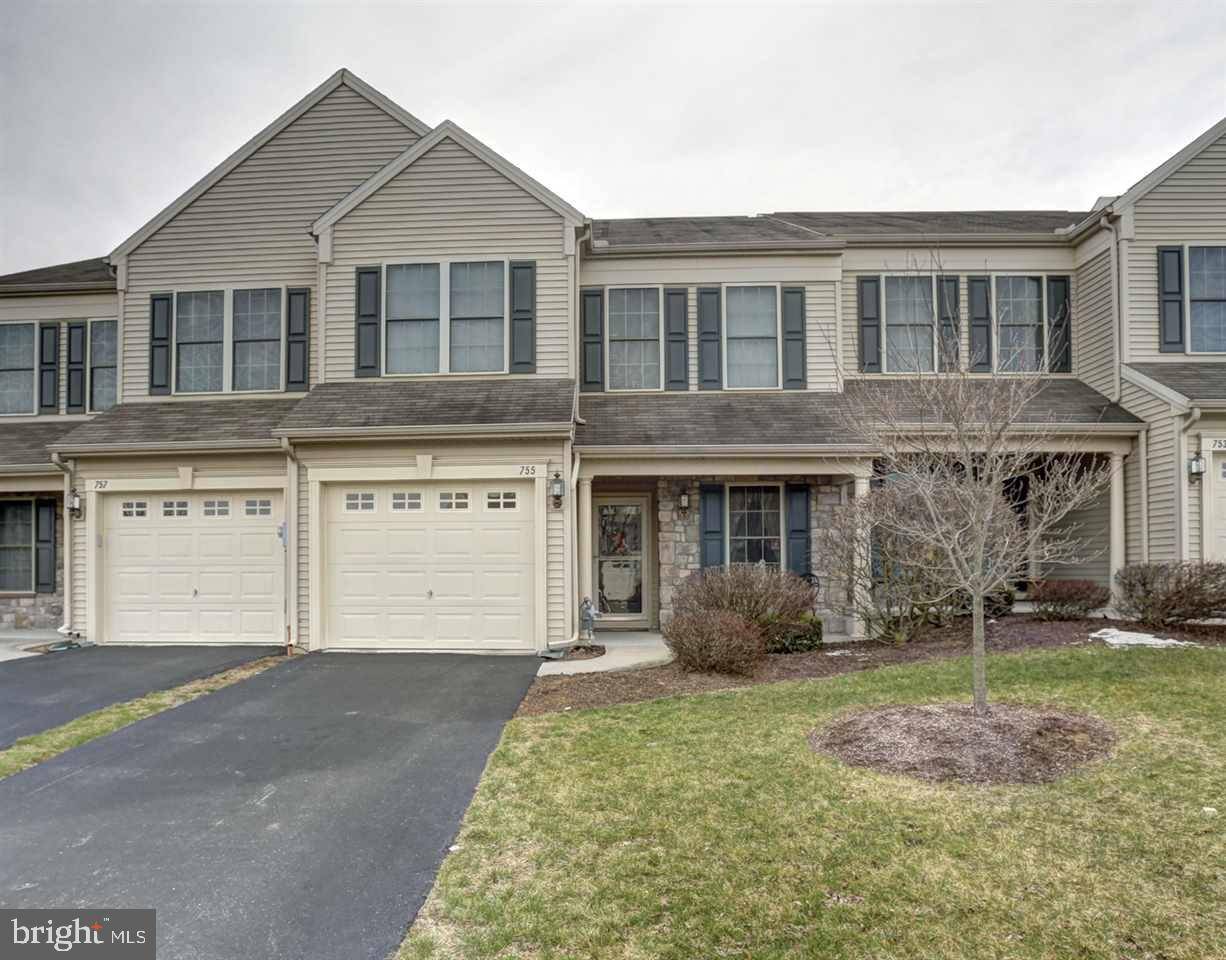 Hummelstown, PA 17036,755 CREEKSIDE DR