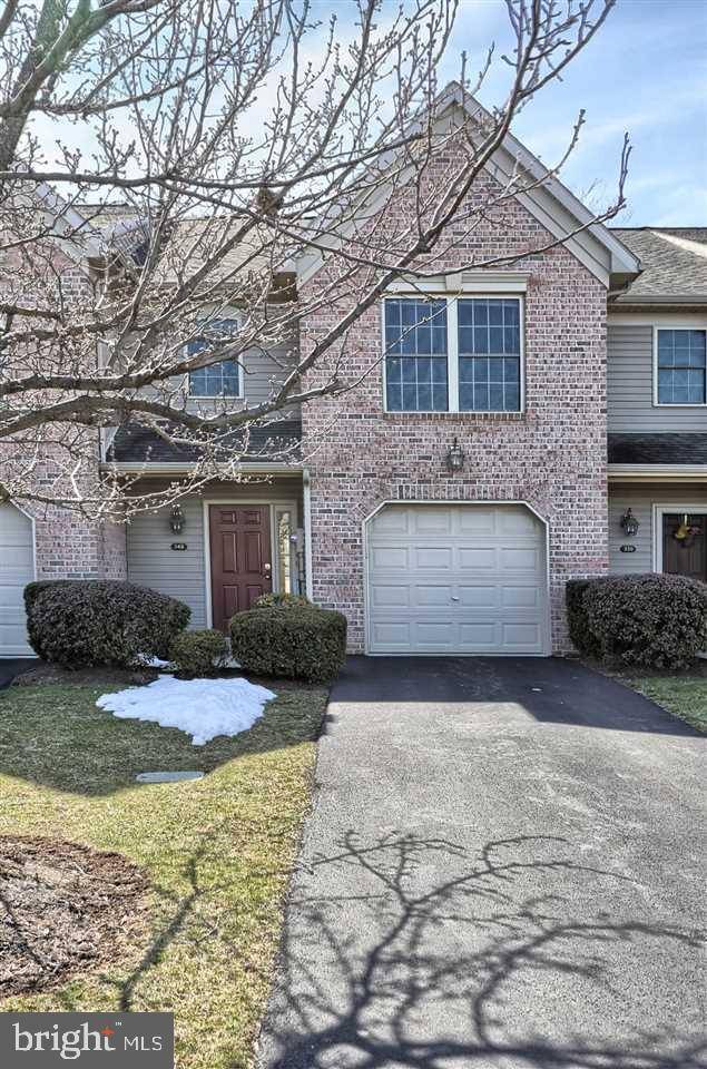 Mechanicsburg, PA 17055,348 STONEHEDGE LN