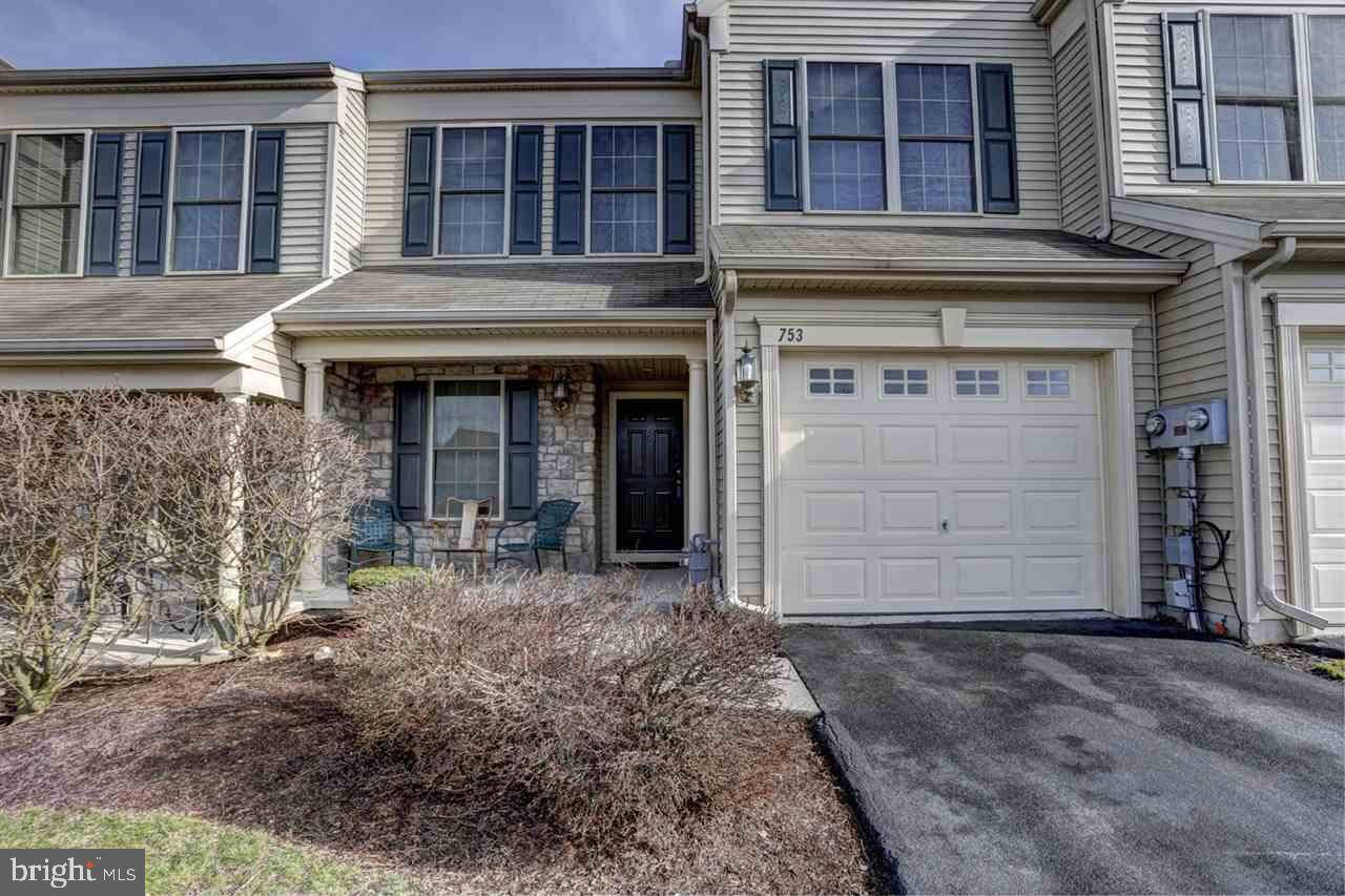 Hummelstown, PA 17036,753 CREEKSIDE DR