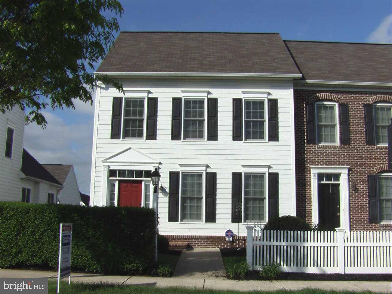 Mechanicsburg, PA 17050,19 SUMMER LN