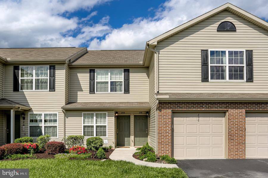 Hummelstown, PA 17036,258 OSPREY LN