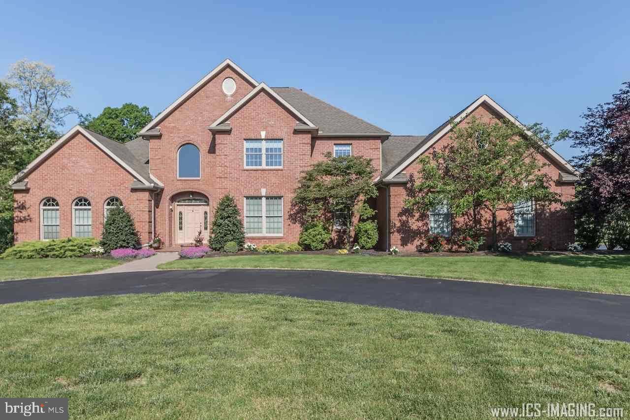 Mechanicsburg, PA 17050,10 VICKSBURG CT