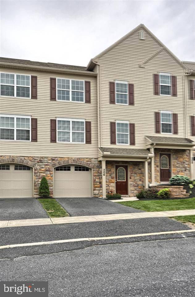 New Cumberland, PA 17070,306 WEATHERSTONE DR