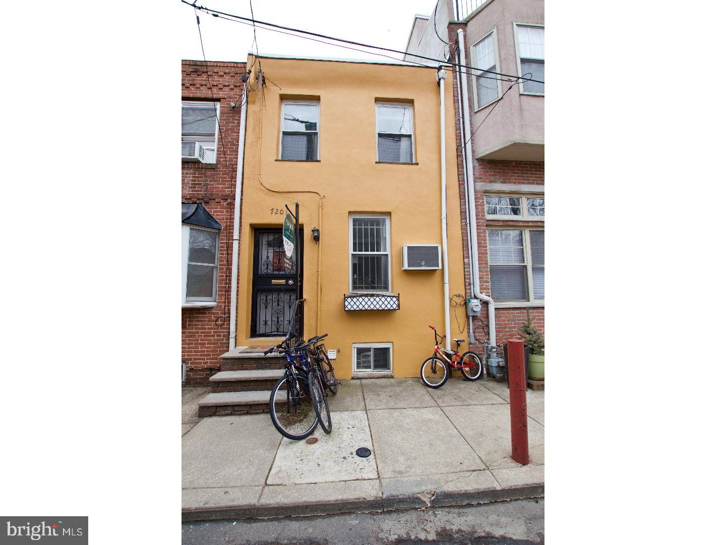 Philadelphia, PA 19147,720 MEDINA ST