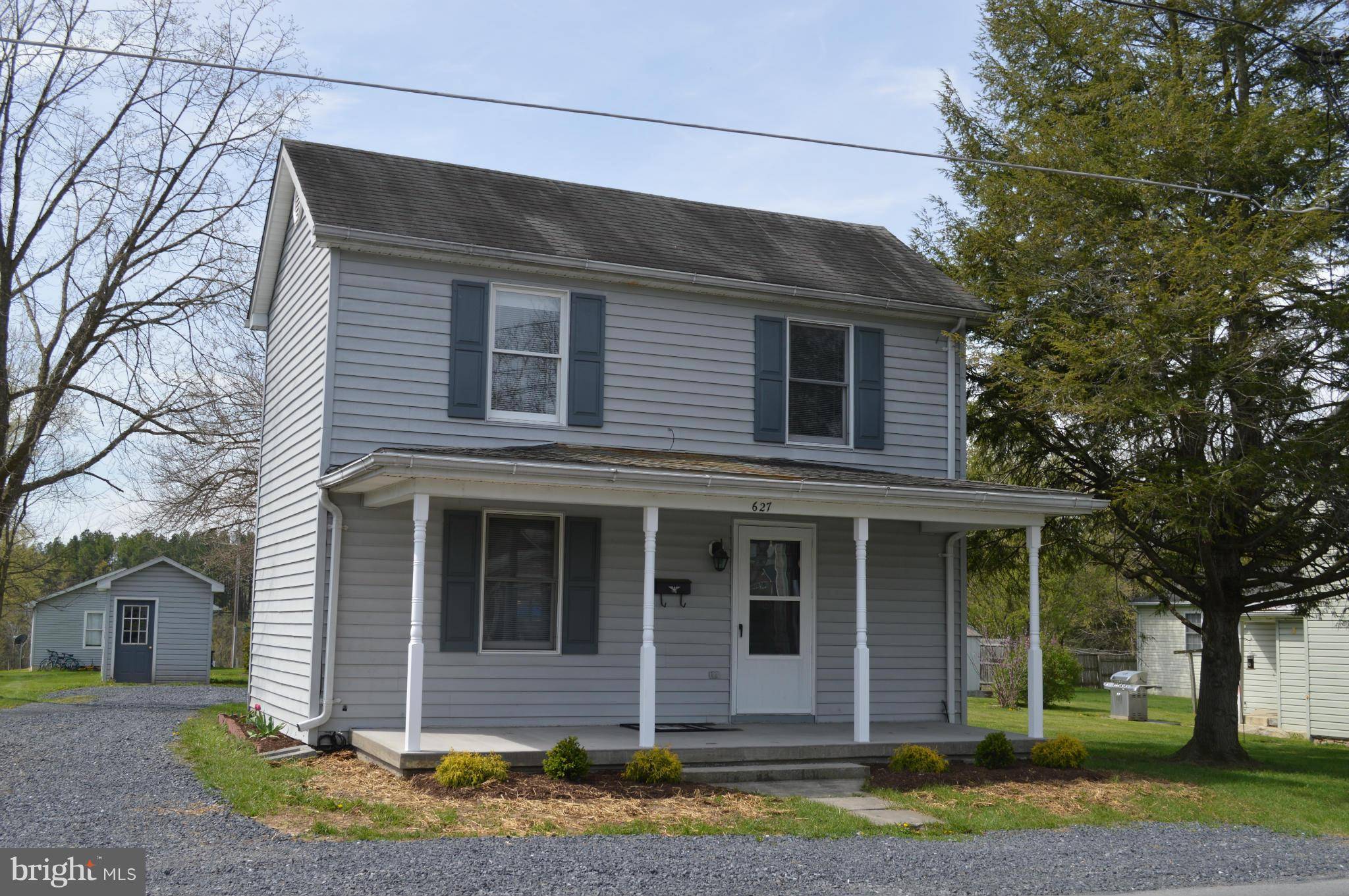 Strasburg, VA 22657,627 ASH ST