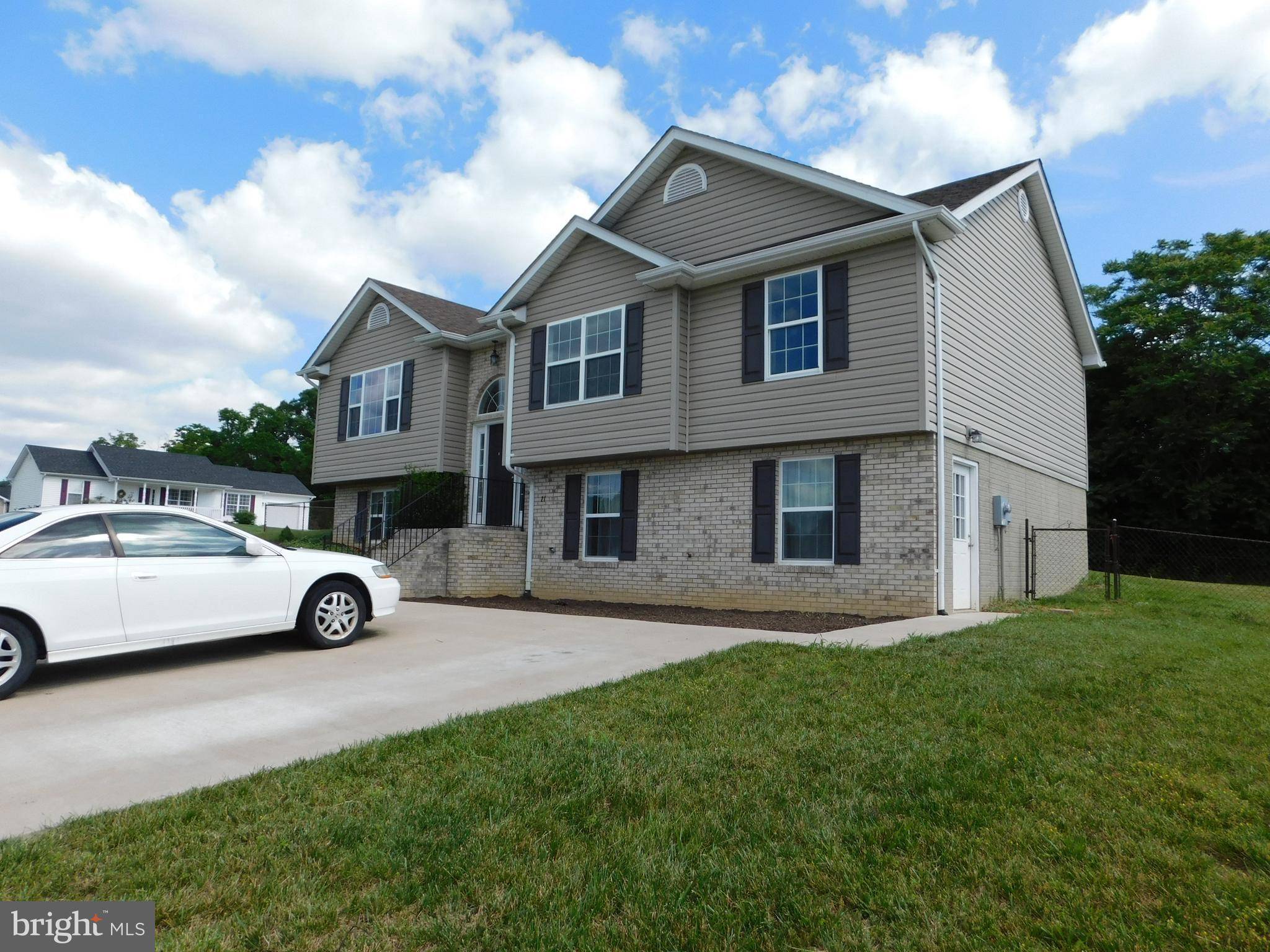 Maurertown, VA 22644,21 SILVER CT