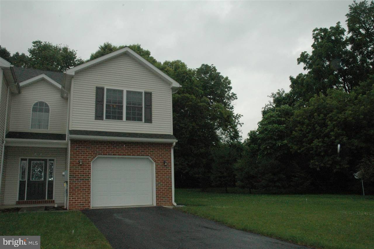 Carlisle, PA 17013,102 SABLE DR