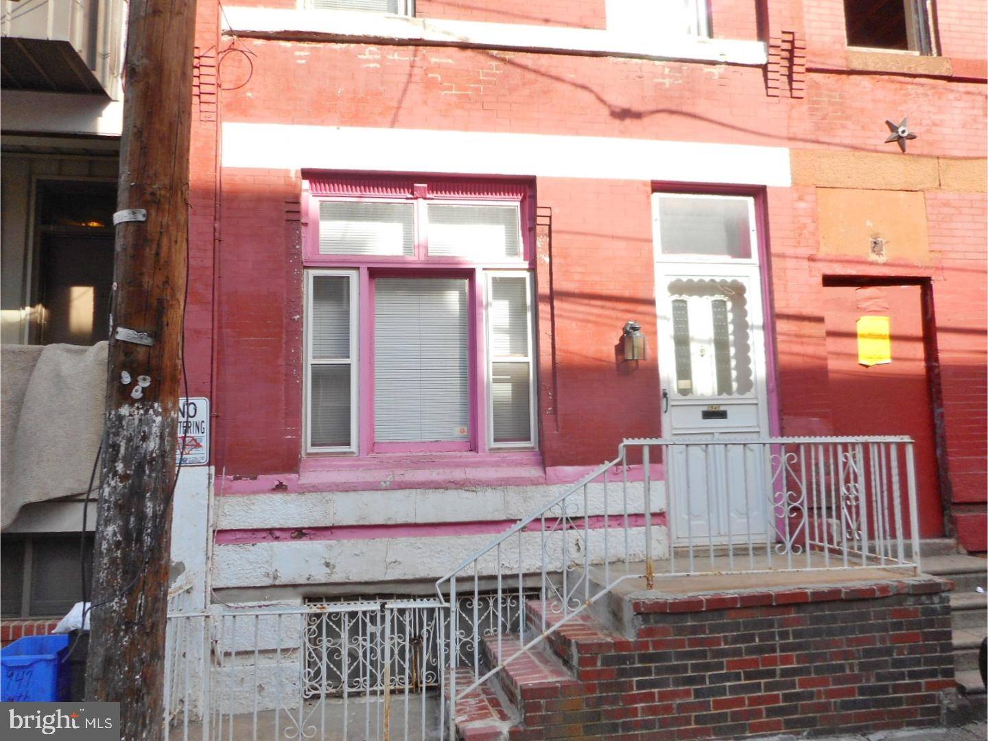 Philadelphia, PA 19121,1945 N GRATZ ST