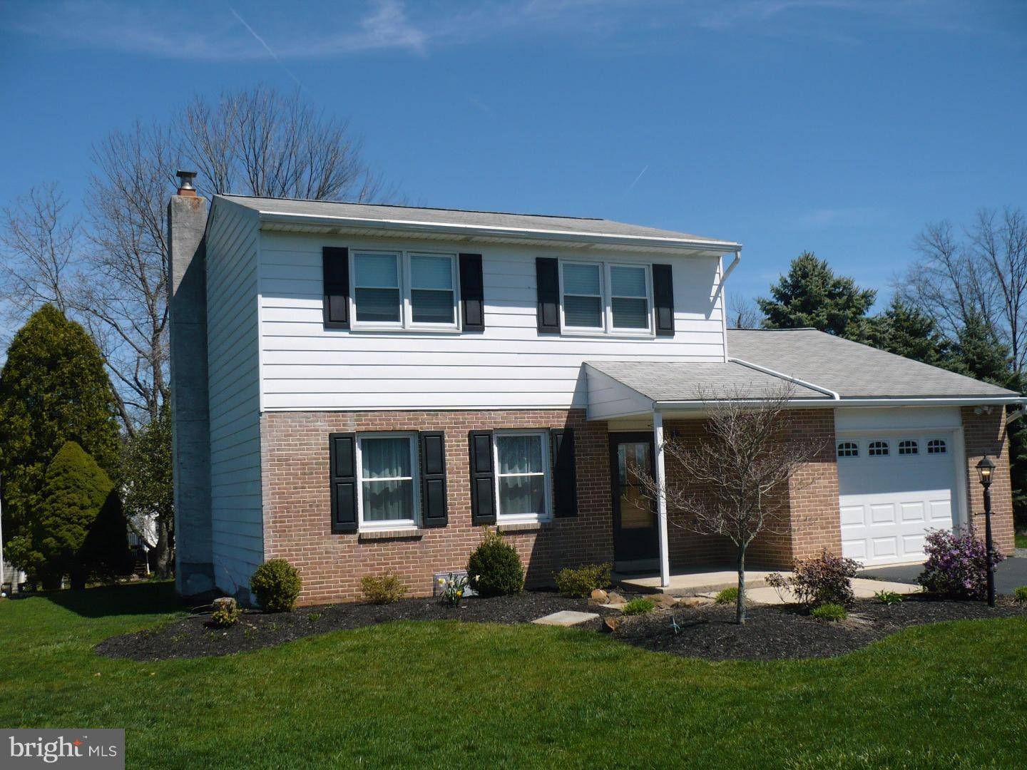 Bechtelsville, PA 19505,51 WALNUT LN