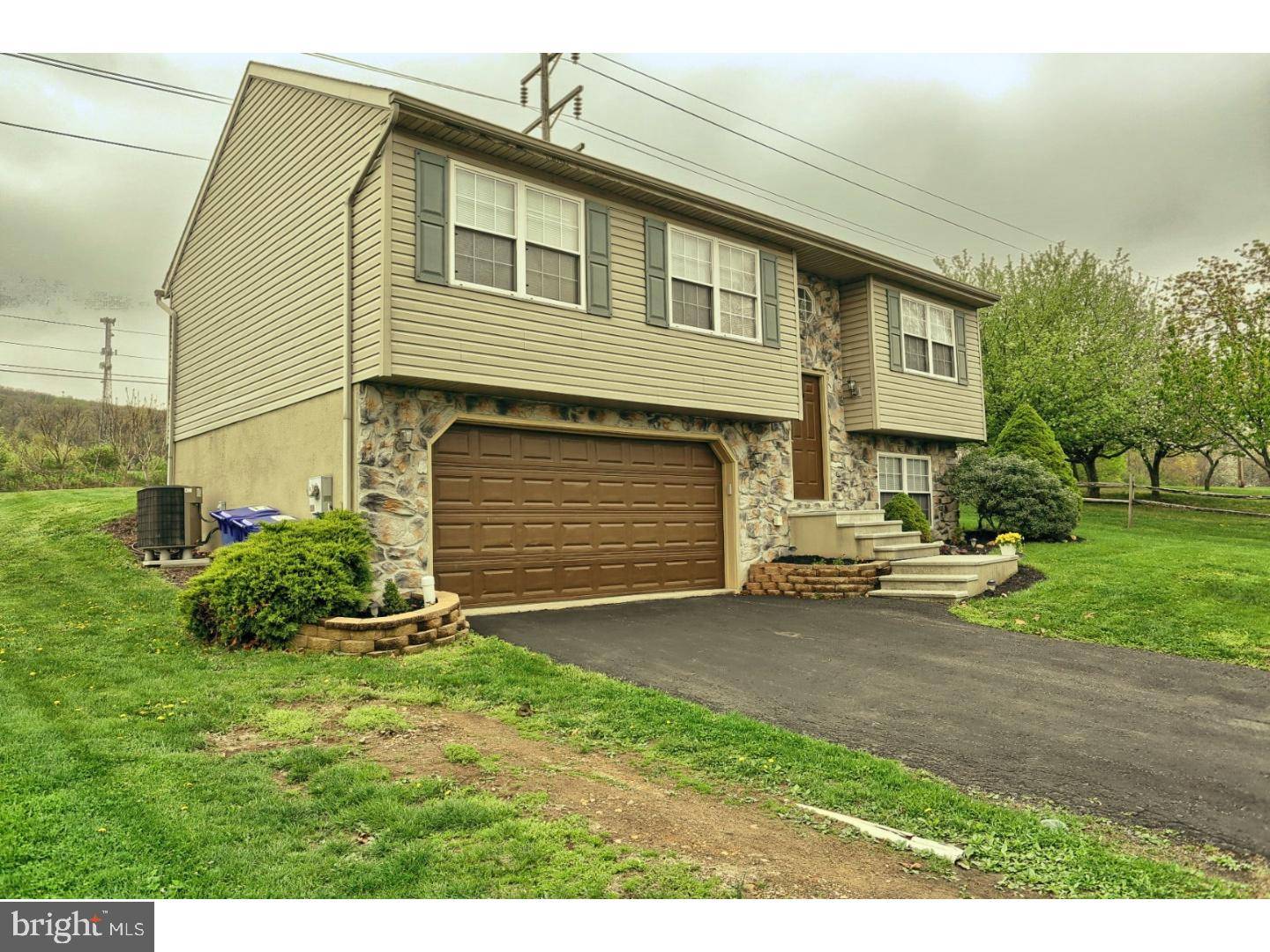 Robesonia, PA 19551,544 W OAK AVE