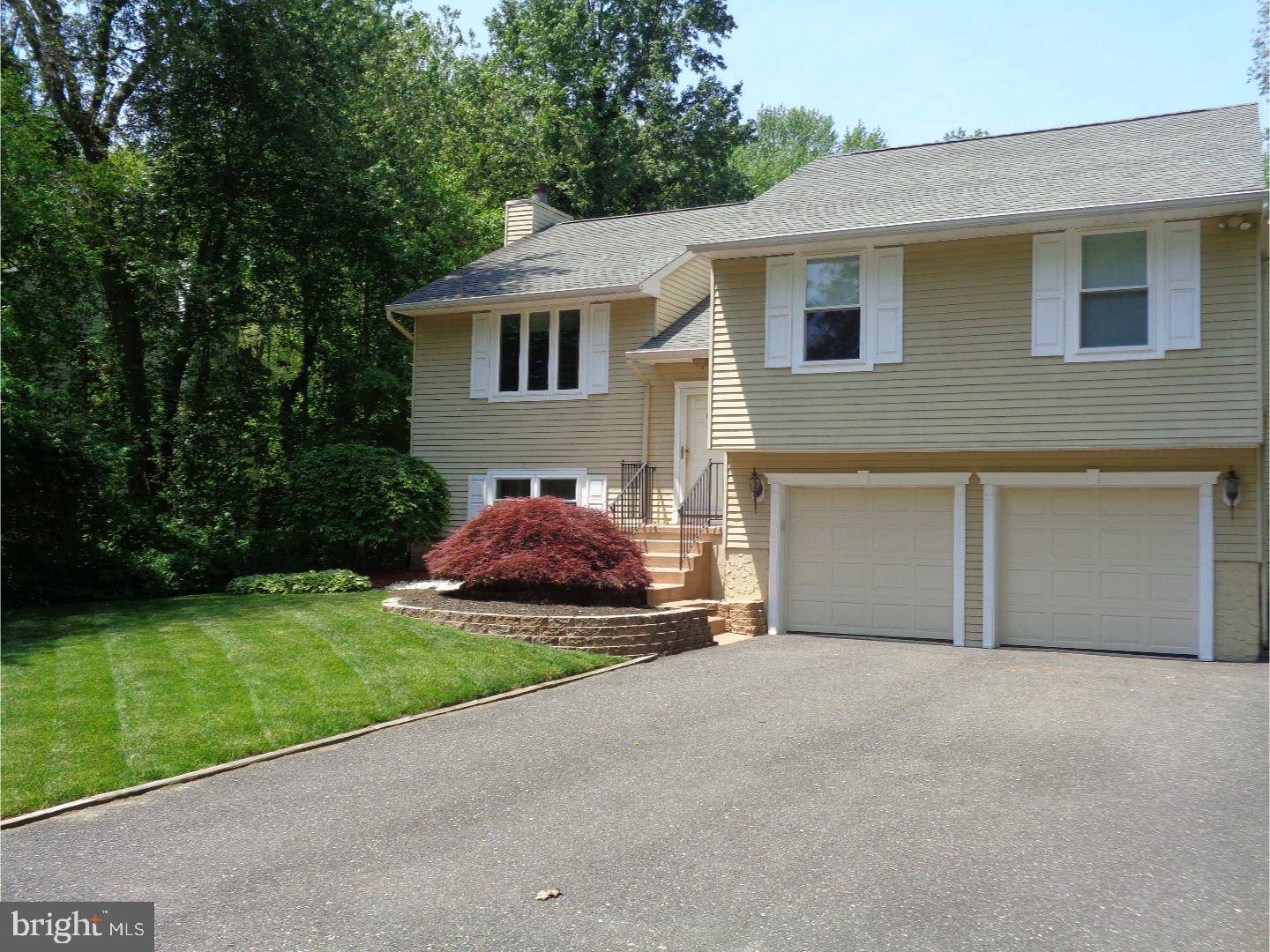 Marlton, NJ 08053,19 HALIFAX CT