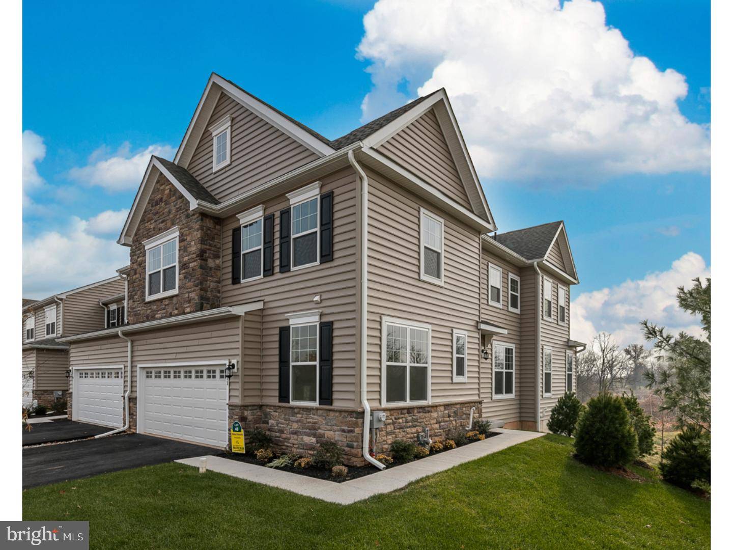 Royersford, PA 19468,11 AUBREY CT