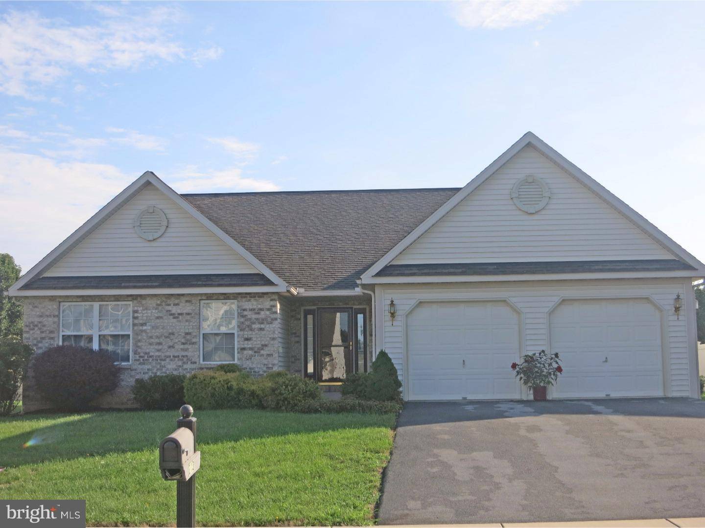 Blandon, PA 19510,213 CAPRI LN