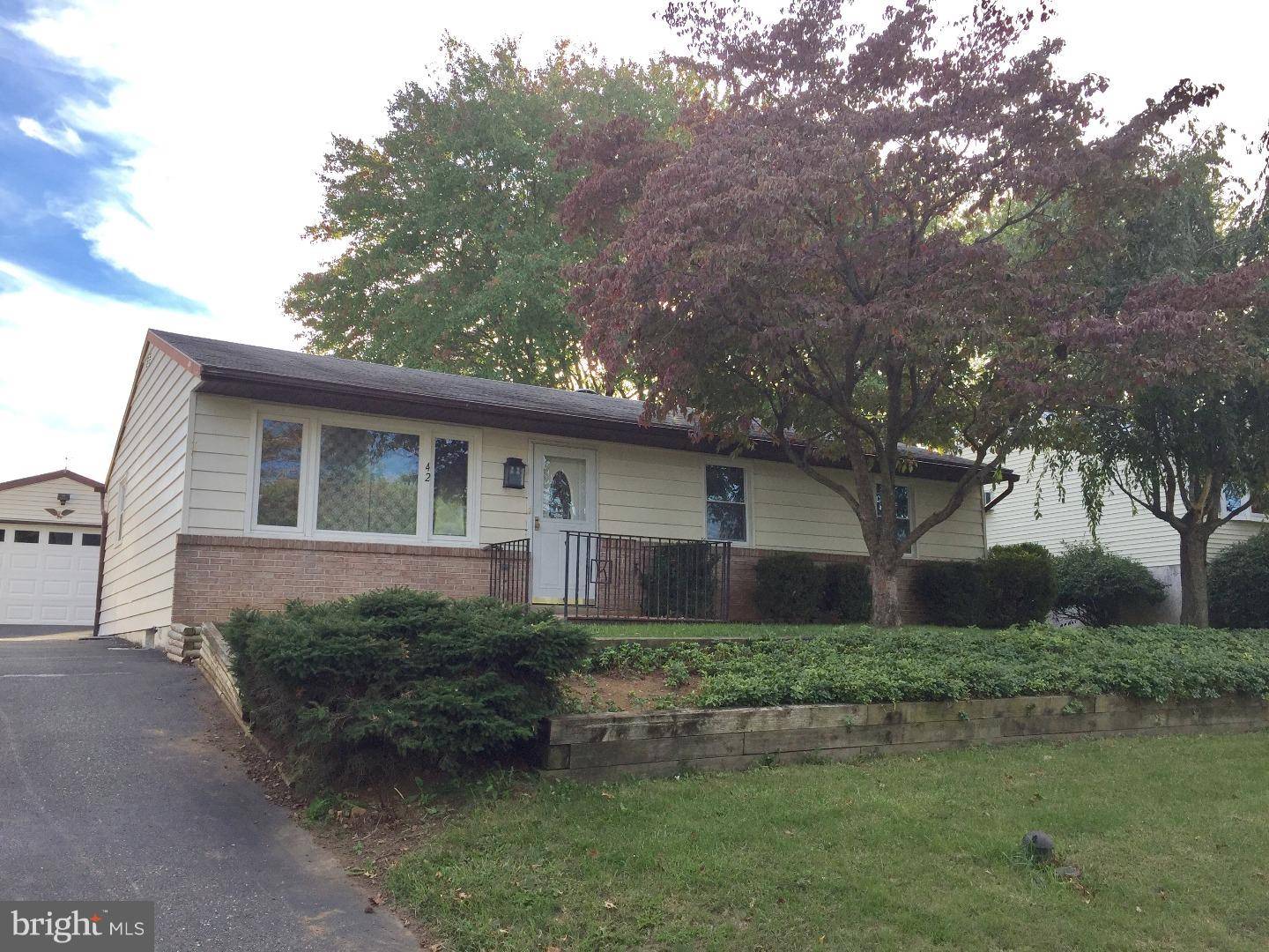 Bechtelsville, PA 19505,42 CHESTNUT LN