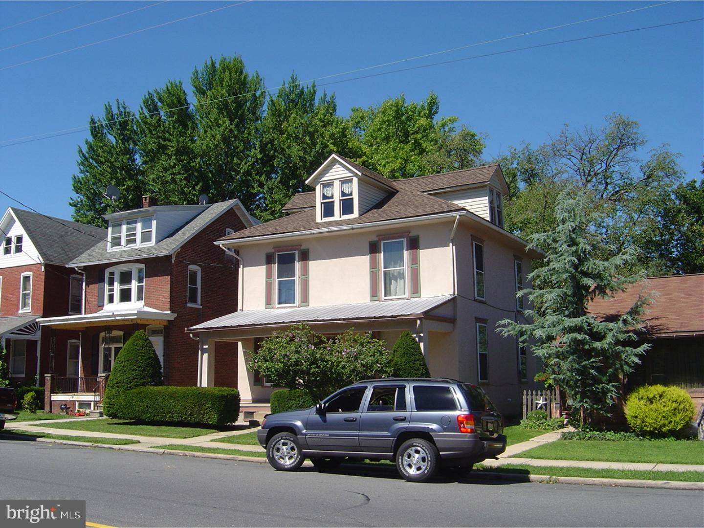 Shillington, PA 19607,222 S WYOMISSING AVE