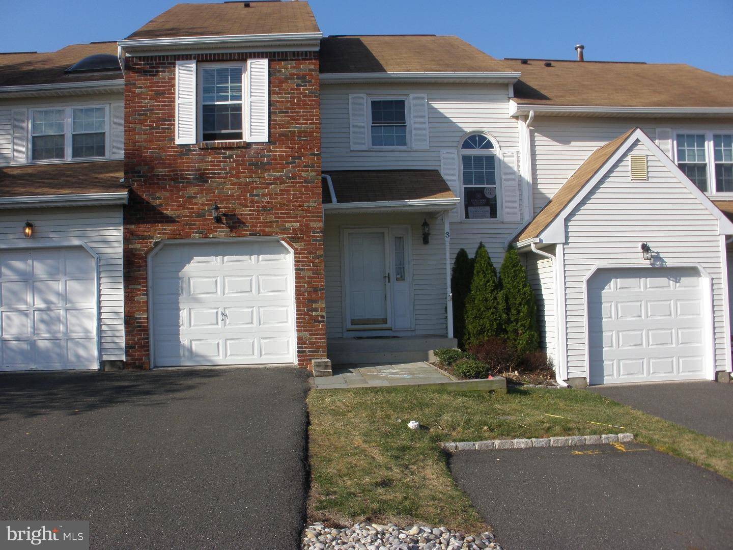 Ewing, NJ 08628,3 REVERE CT