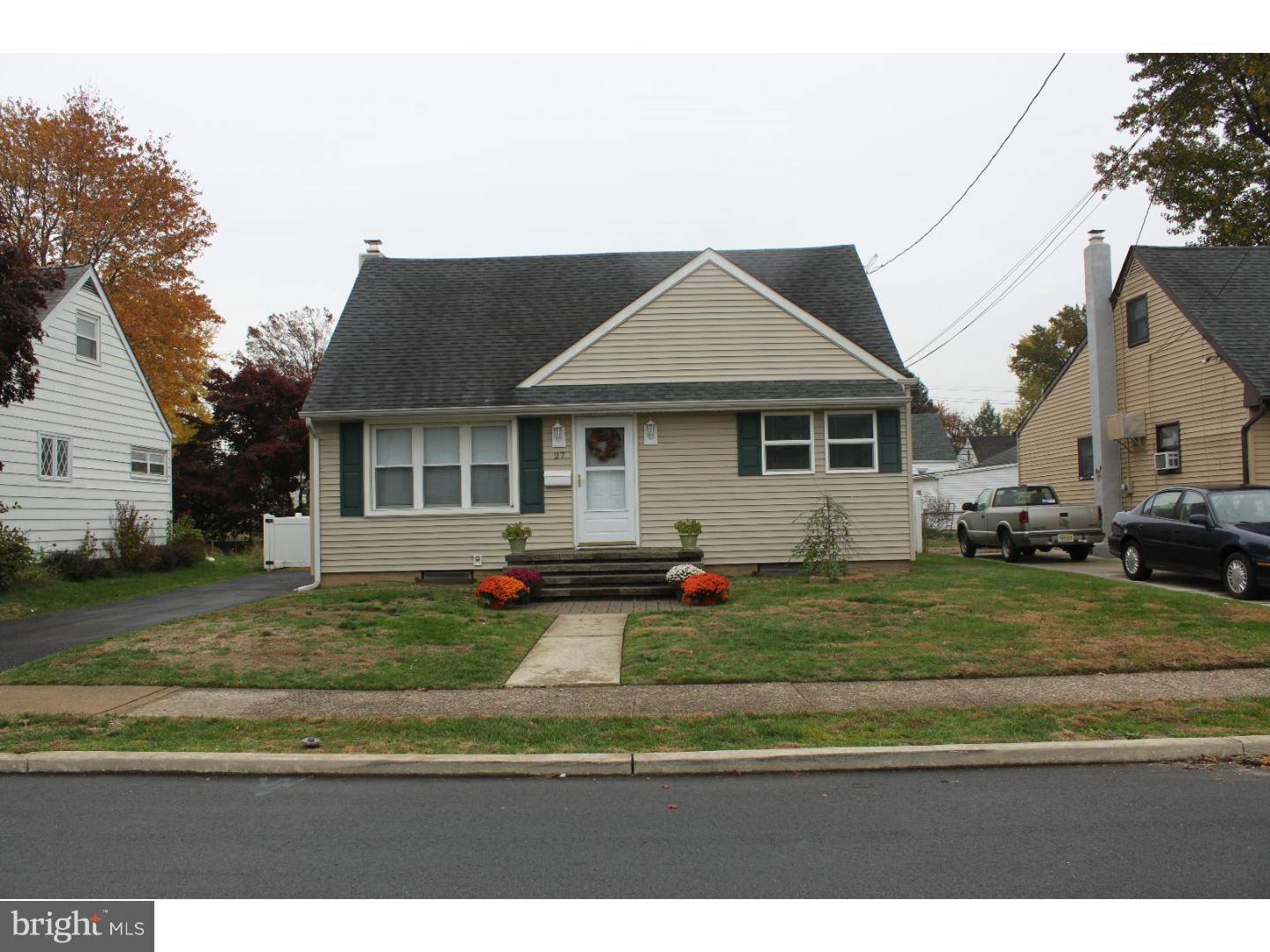 Hamilton Township, NJ 08610,27 WOLF DR