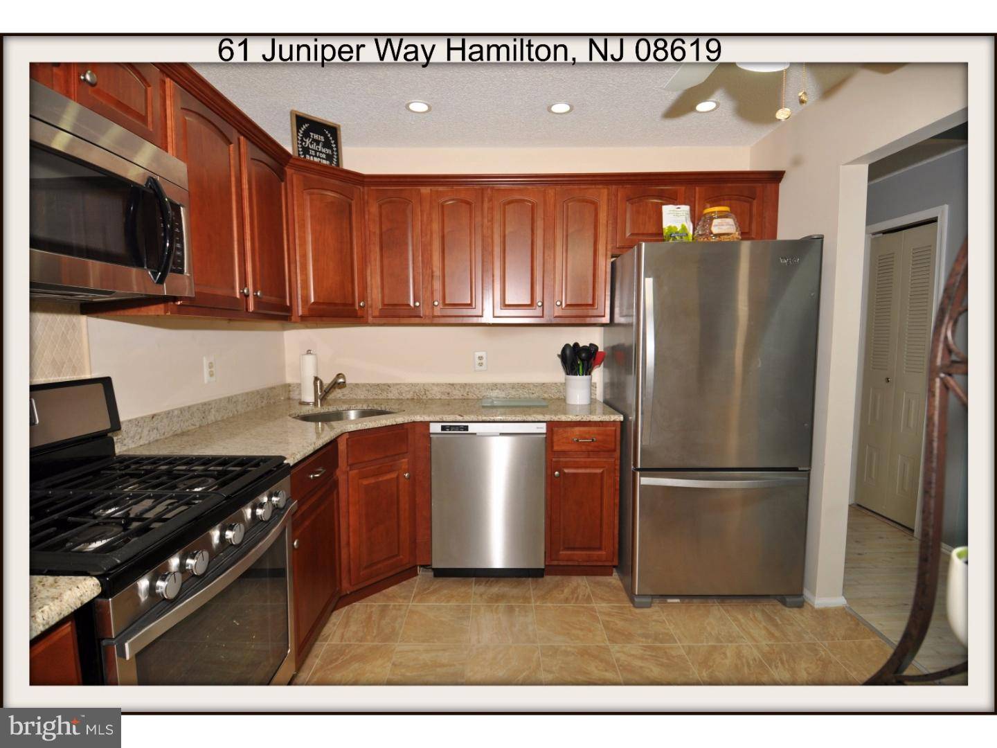 Hamilton, NJ 08619,61 JUNIPER WAY