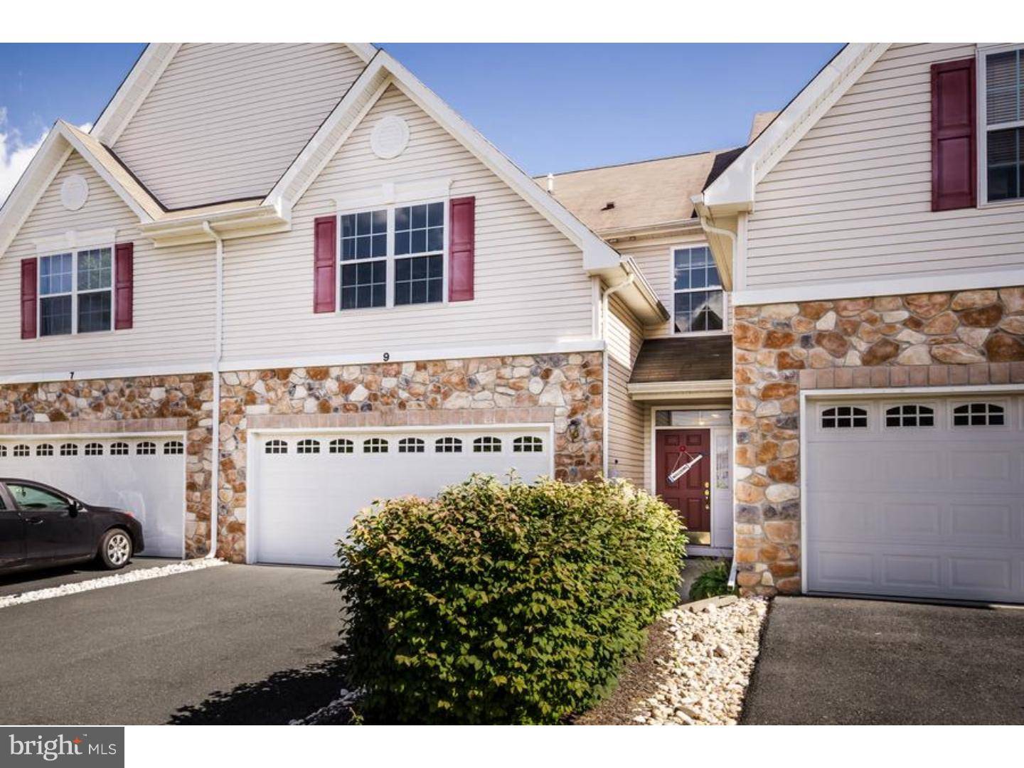 Pennington, NJ 08534,9 BLAKE DR