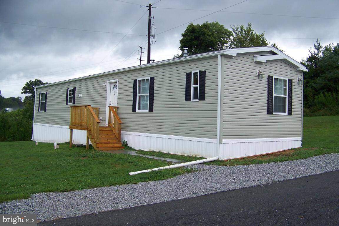 Mohnton, PA 19540,1395 BOWMANSVILLE RD #13