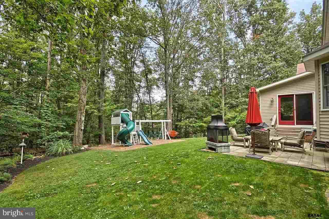 Hanover, PA 17331,801 MOUNTAIN CT