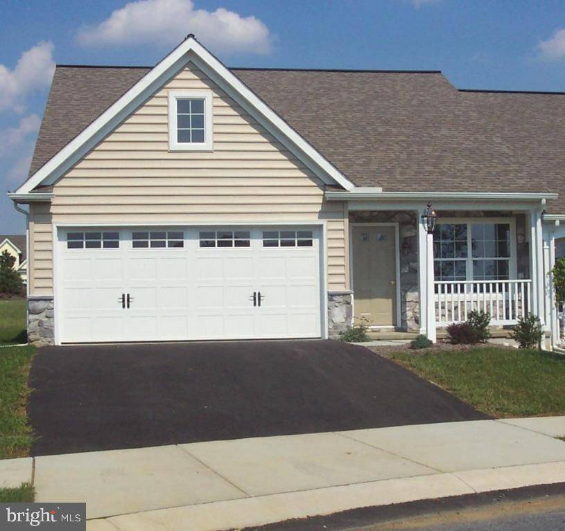 Lancaster Twp, PA 17603,2 FARM LN #1