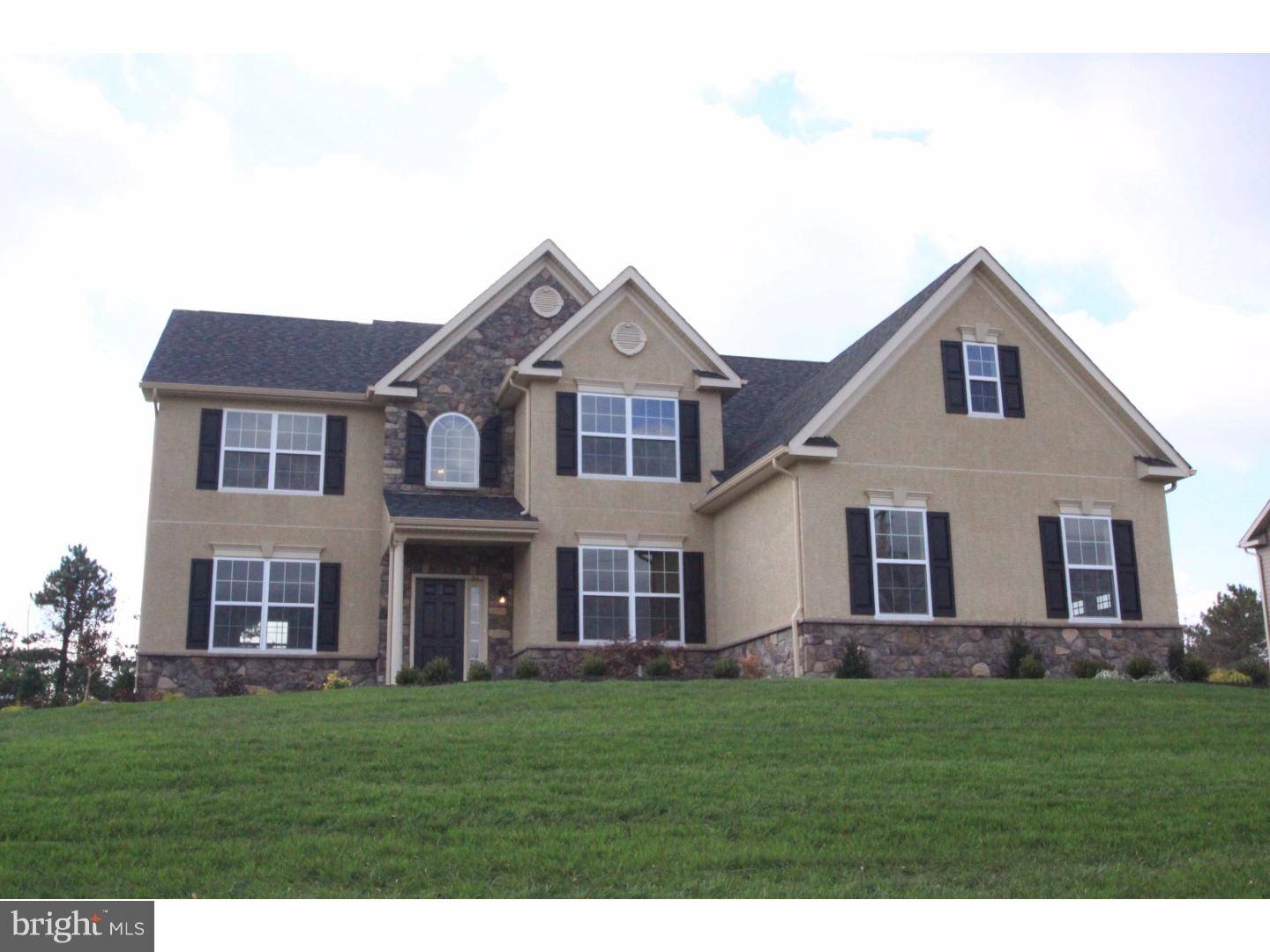 Royersford, PA 19468,32 INVERNESS CIR