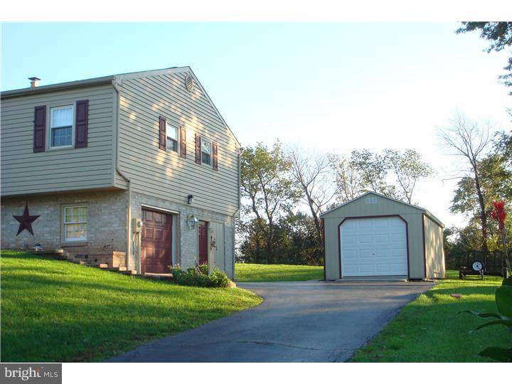 Gilbertsville, PA 19525,320 BOW LN