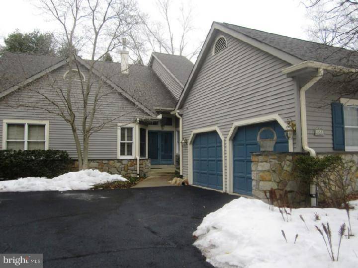 Huntingdon Valley, PA 19006,658 HIDDEN POND LN