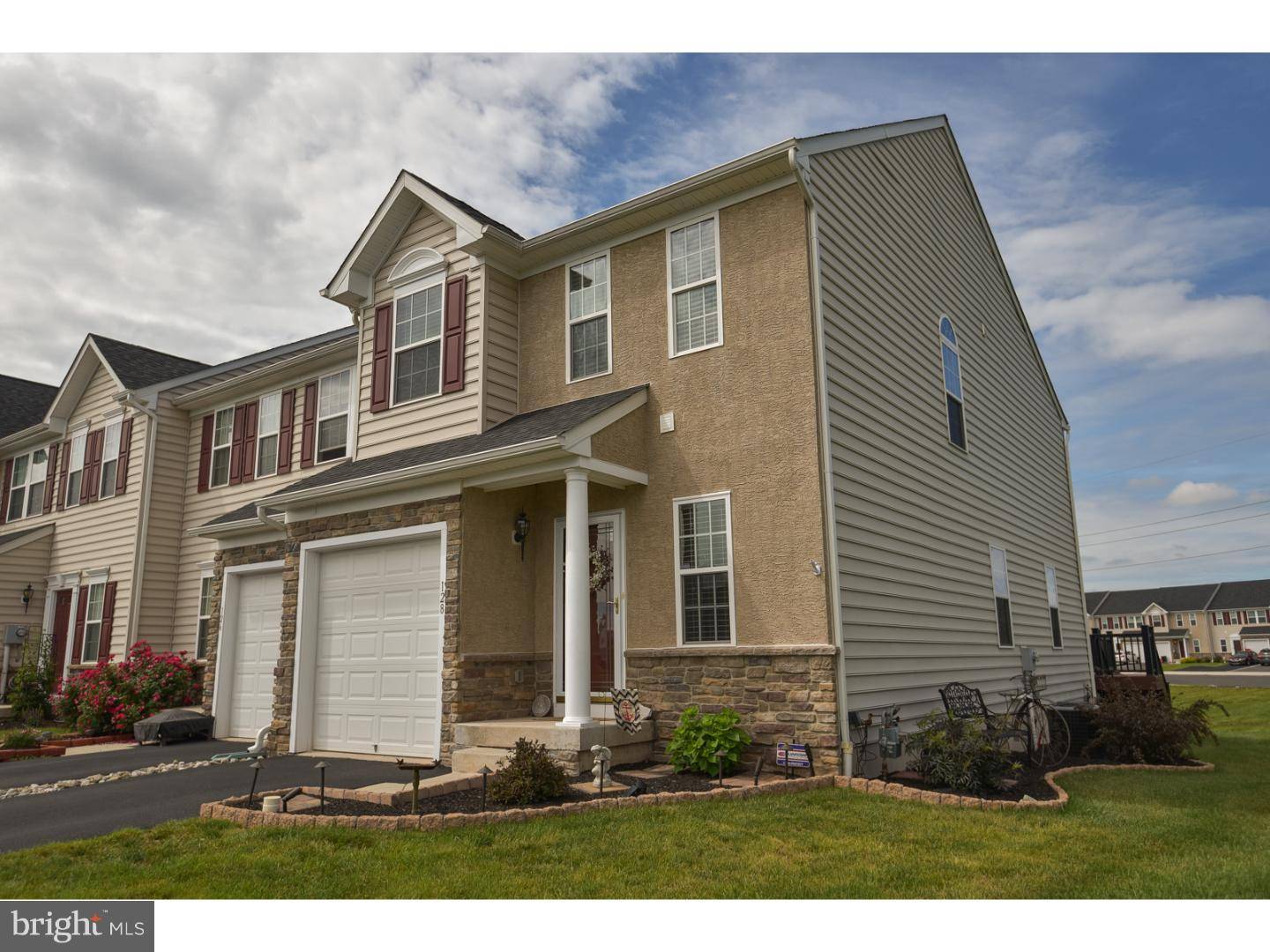 Gilbertsville, PA 19525,128 FAWN DR