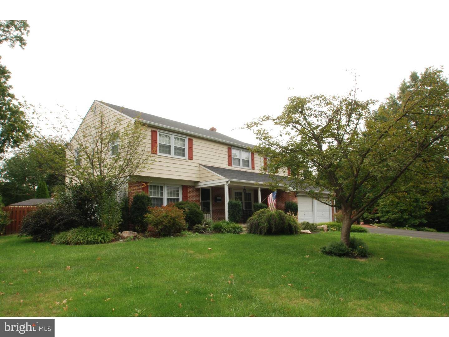 Hatboro, PA 19040,19 HORSESHOE LN