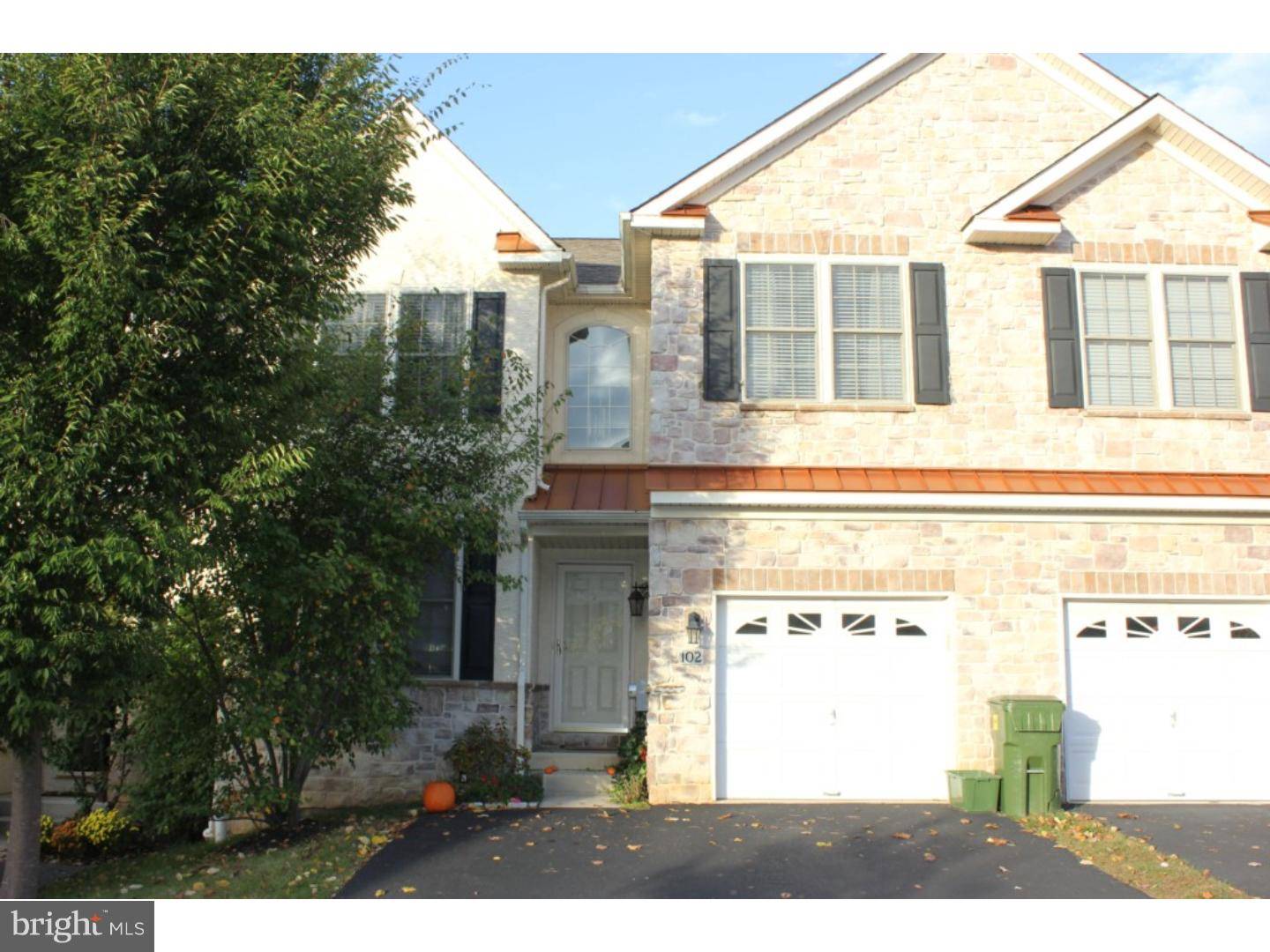 Conshohocken, PA 19428,102 WYNDHAM LN