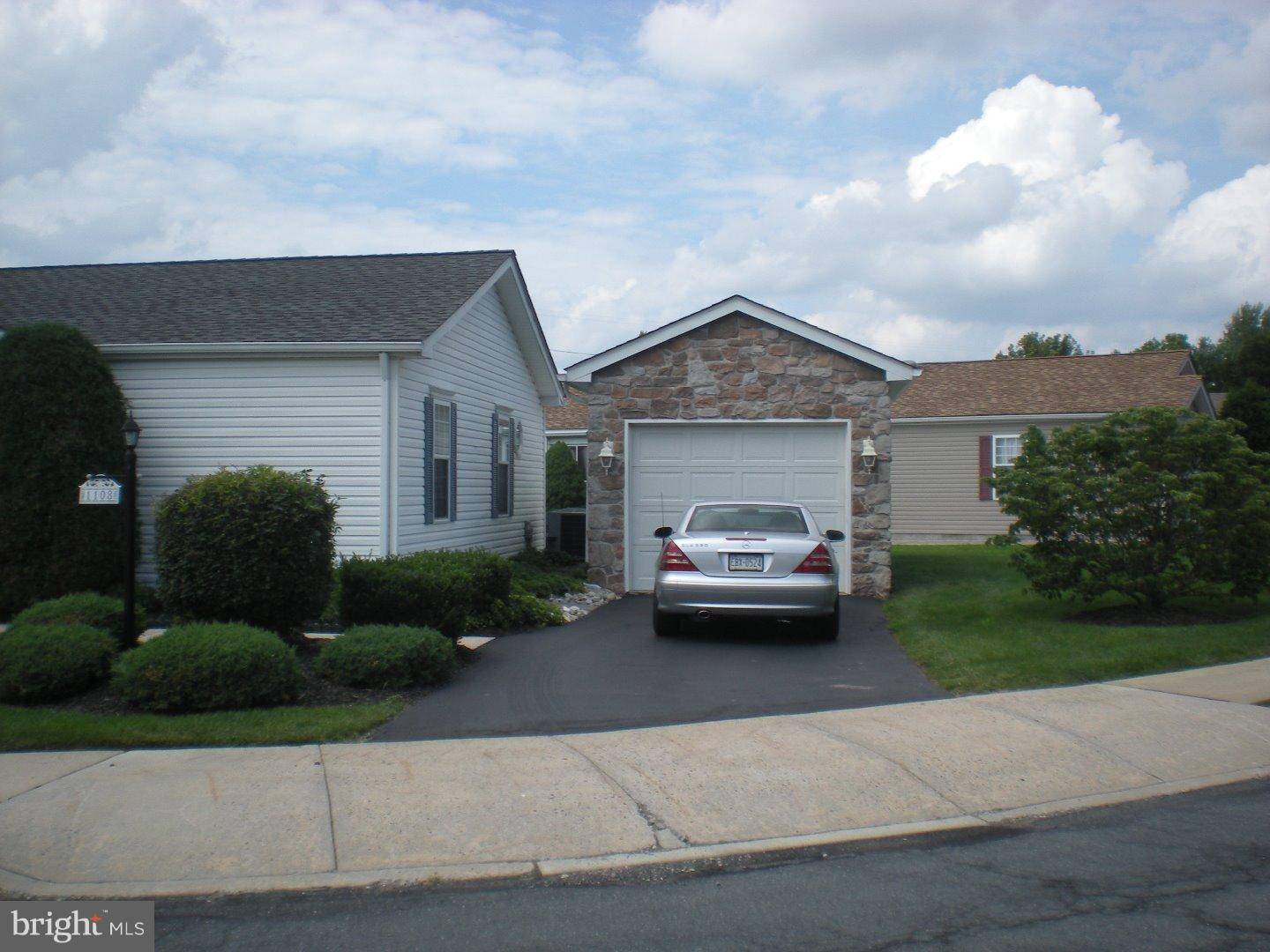 North Wales, PA 19454,1108 HARVEST LN