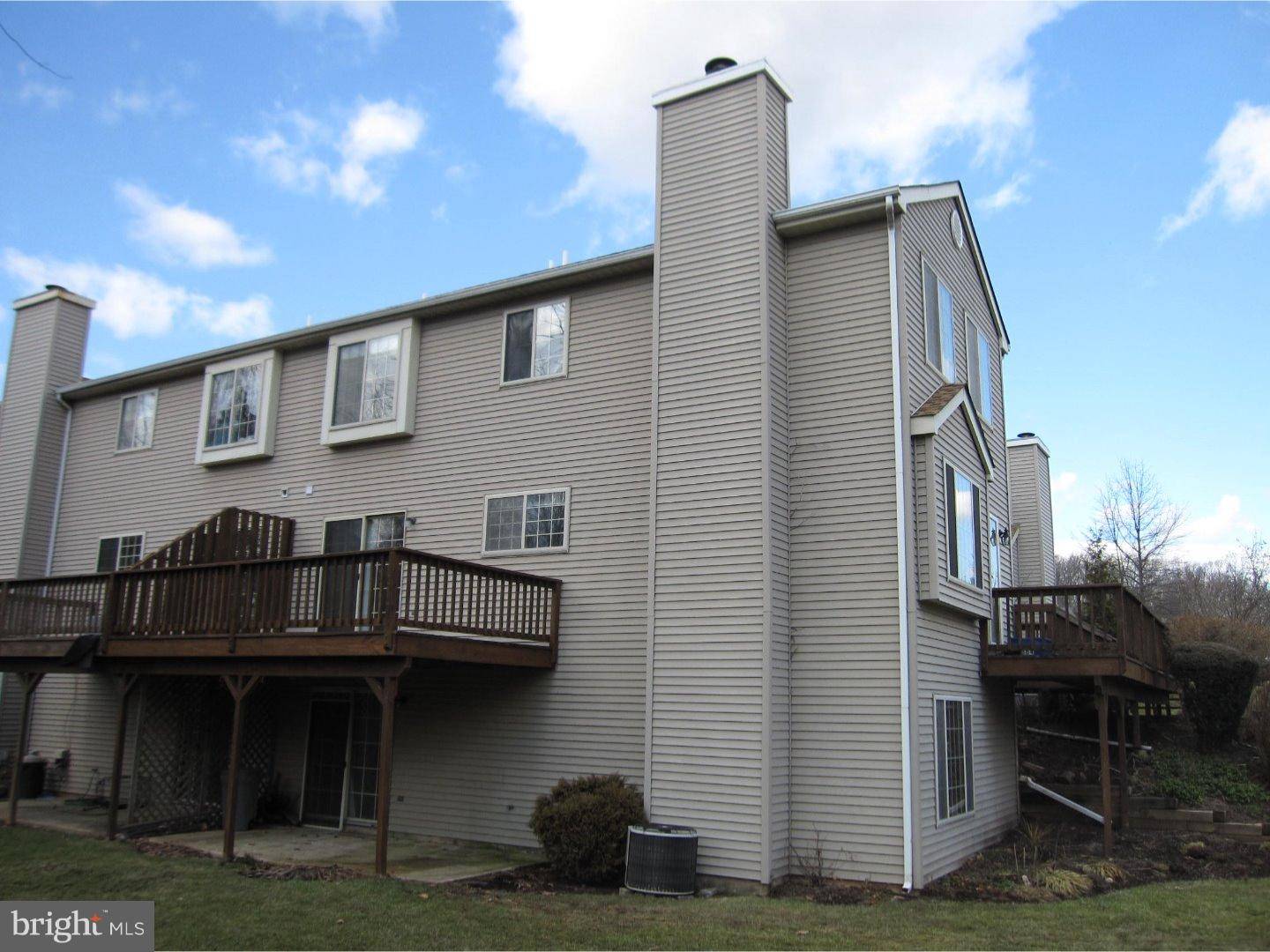 Harleysville, PA 19438,364 PONDVIEW DR