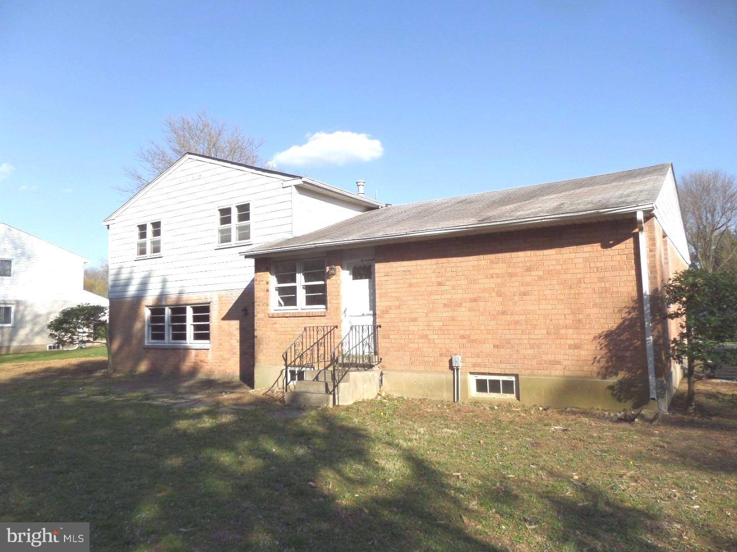 Huntingdon Valley, PA 19006,3594 CHIMNEY SWIFT DR