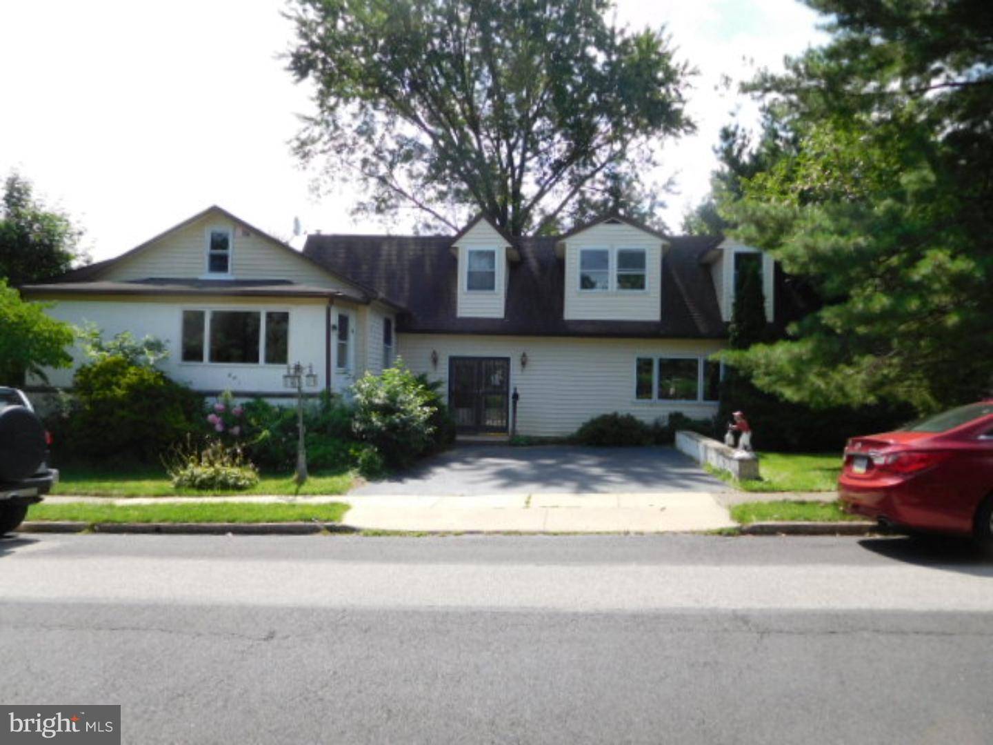 Glenside, PA 19038,641 MAPLE AVE