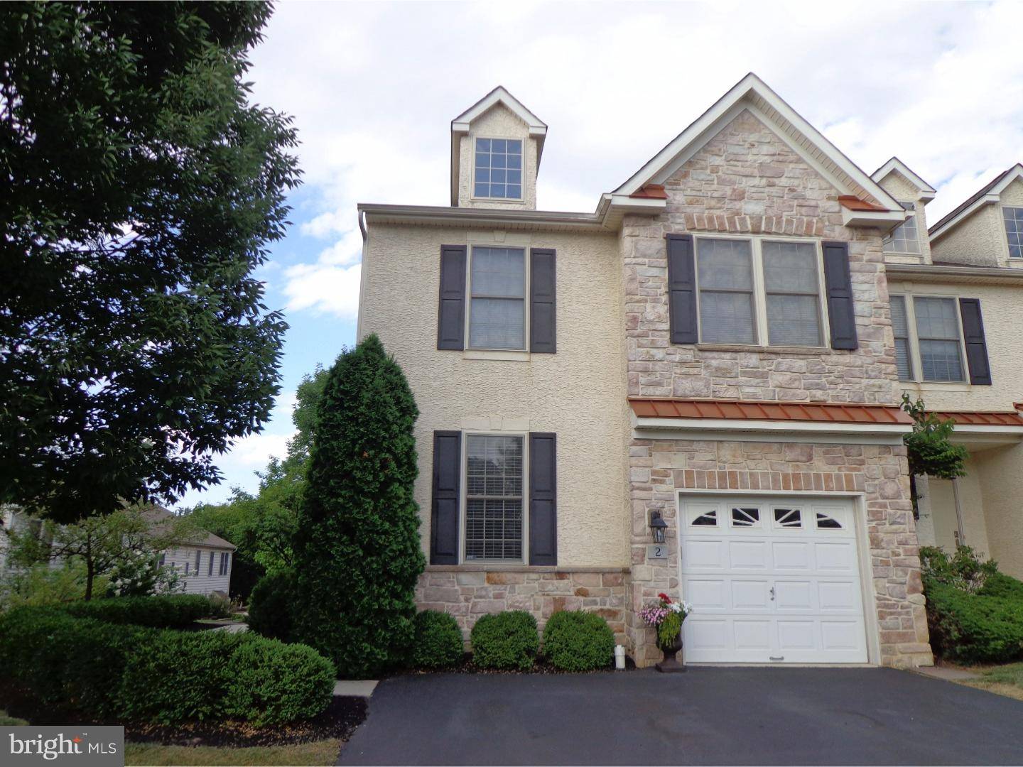 Conshohocken, PA 19428,2 COVENTRY CT