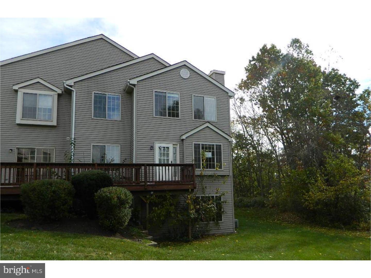 Harleysville, PA 19438,370 PONDVIEW DR