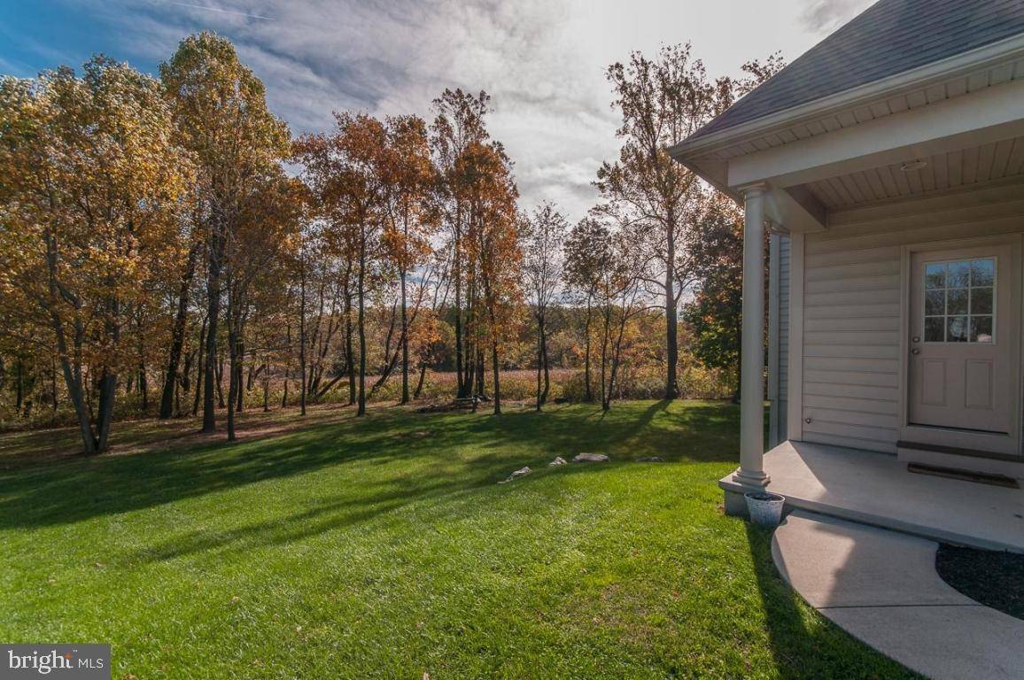 Peach Bottom, PA 17563,12 JOY LN