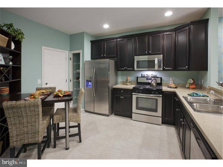 Downingtown, PA 19335,243 SILLS LN