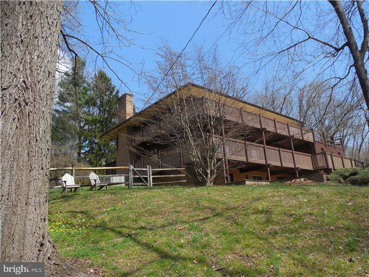 Chadds Ford, PA 19317,383 SPRING MILL RD